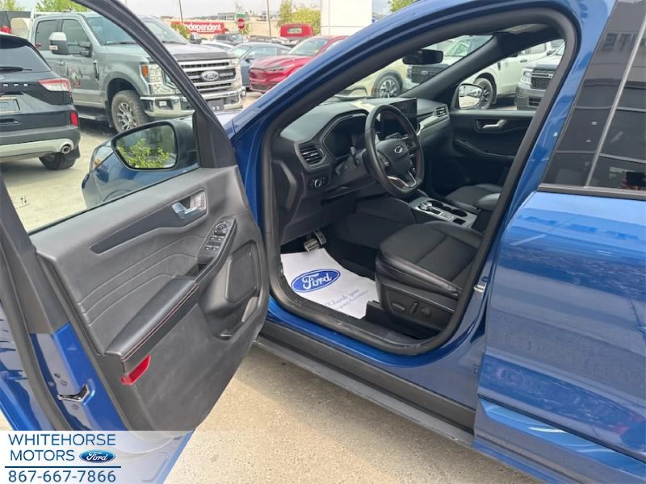 2023 Ford Escape ST-Line AWD Image principale