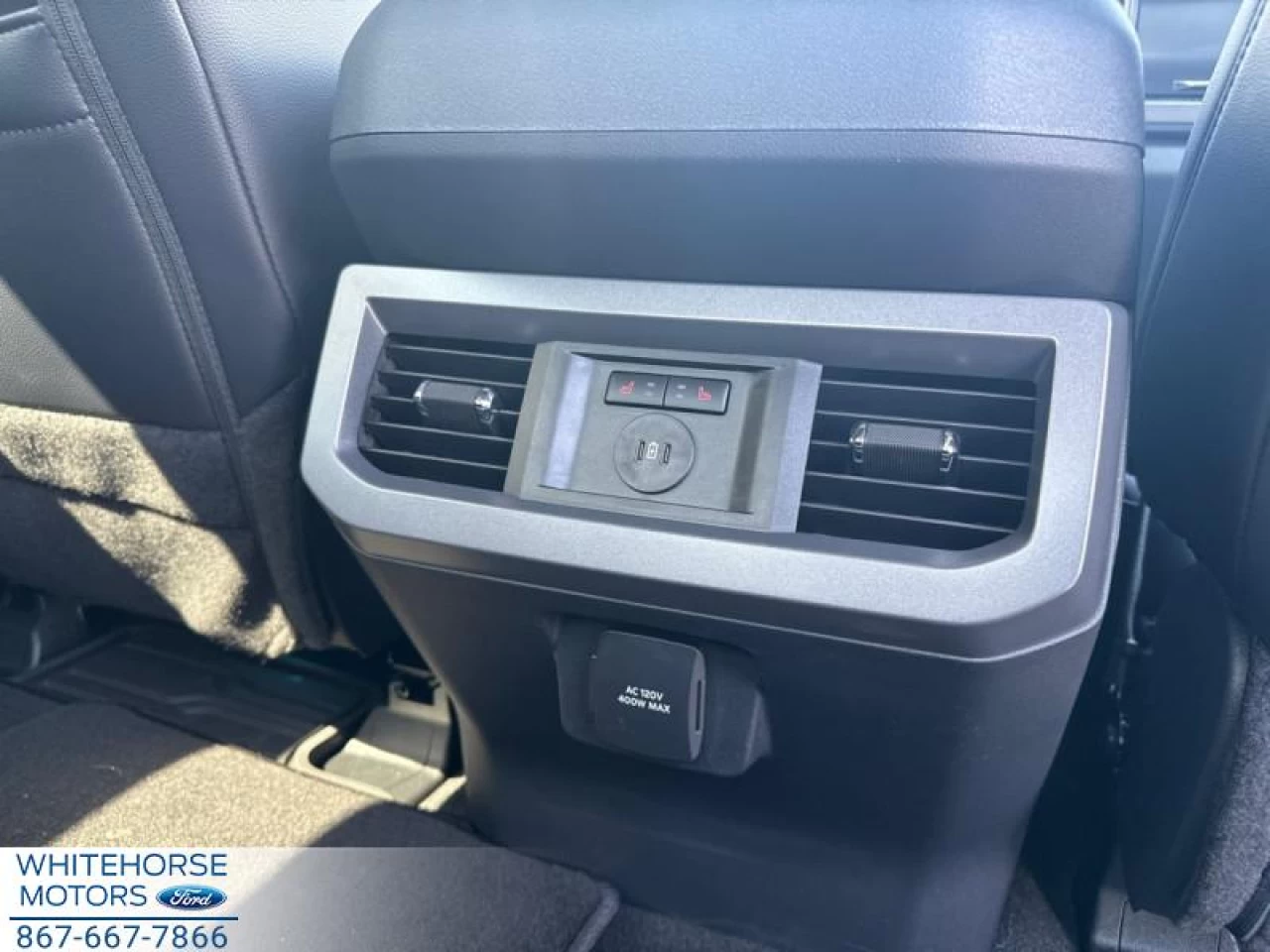2025 Ford F-350 Super Duty LARIAT Image principale