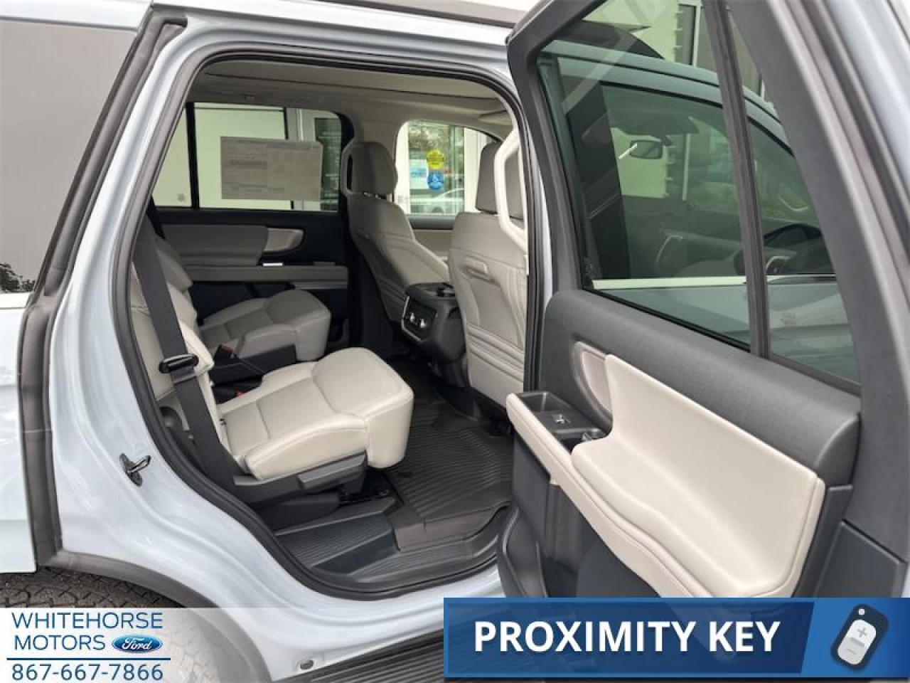 2025 Ford Expedition ACTIVE Main Image