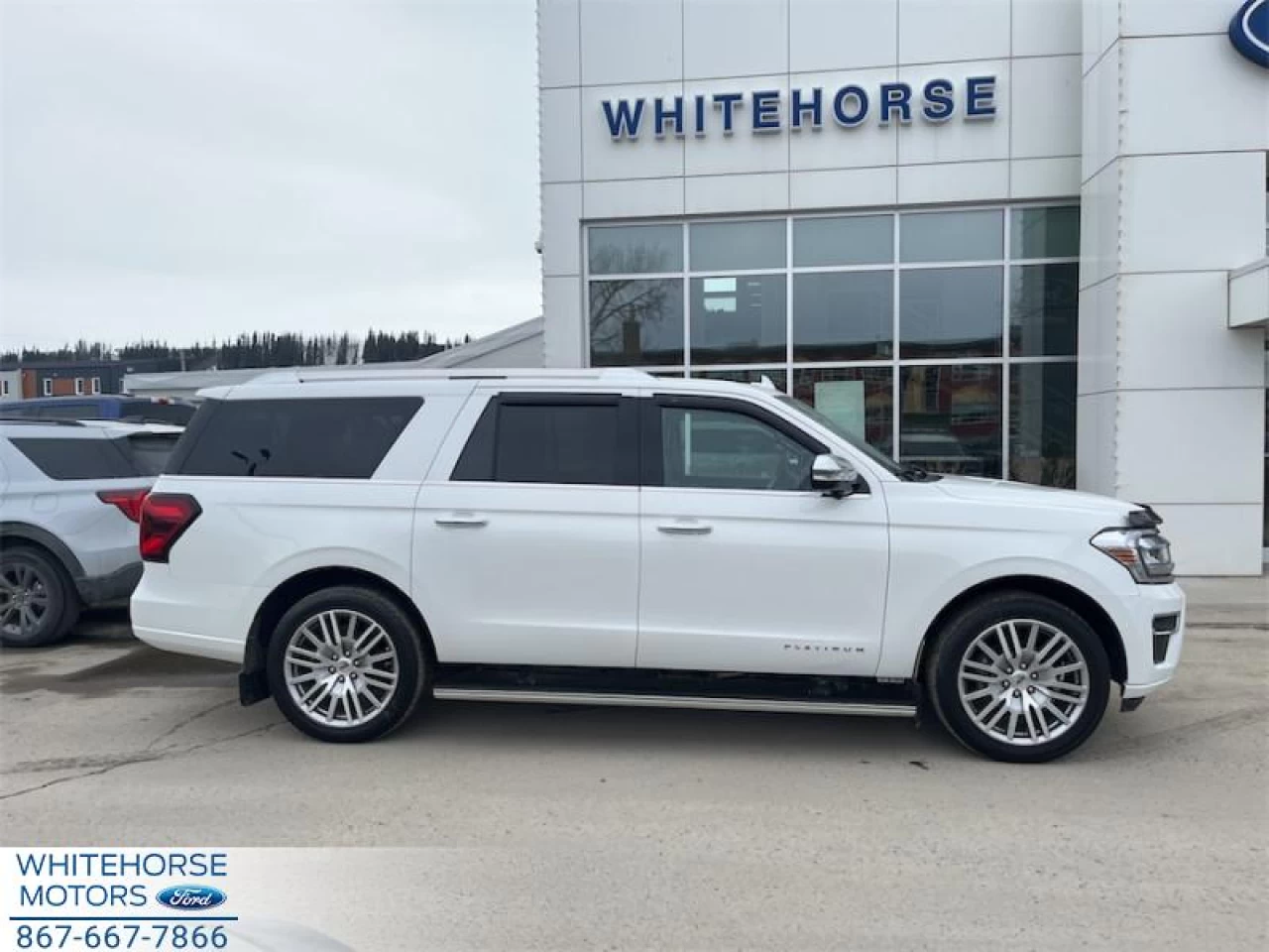 2022 Ford Expedition Max Platinum Main Image