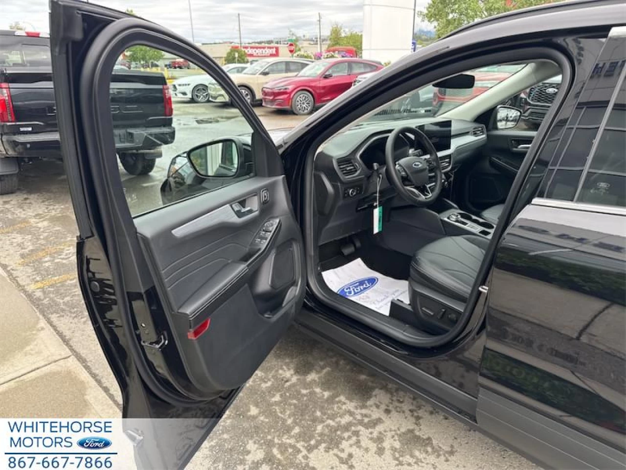 2025 Ford Escape PHEV Main Image