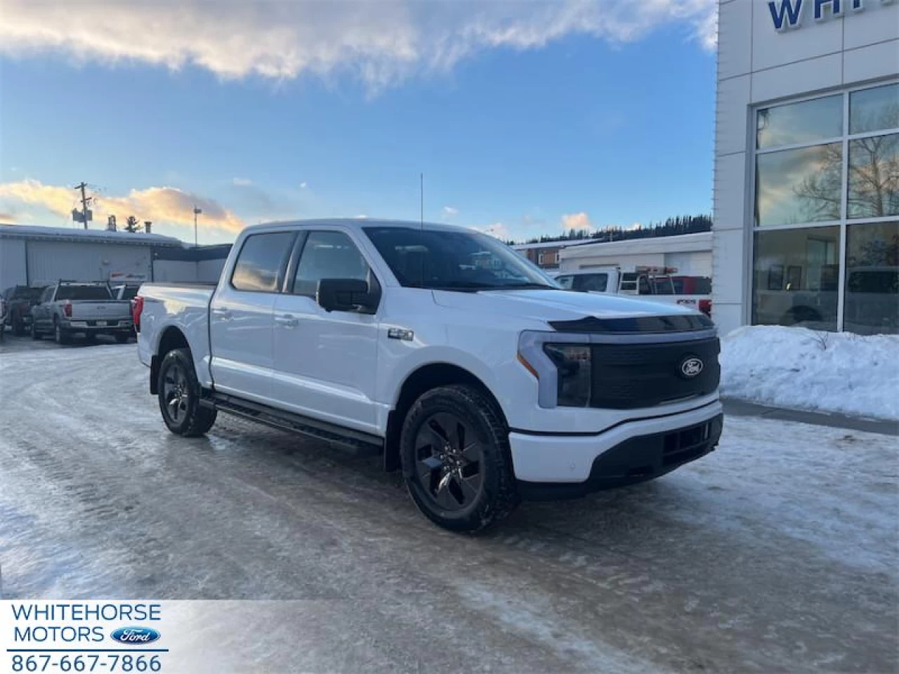 2025 Ford F-150 Lightning Flash Main Image