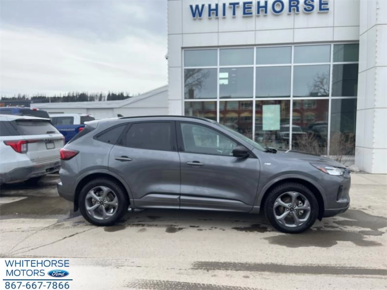 2023 Ford Escape ST-Line AWD Main Image