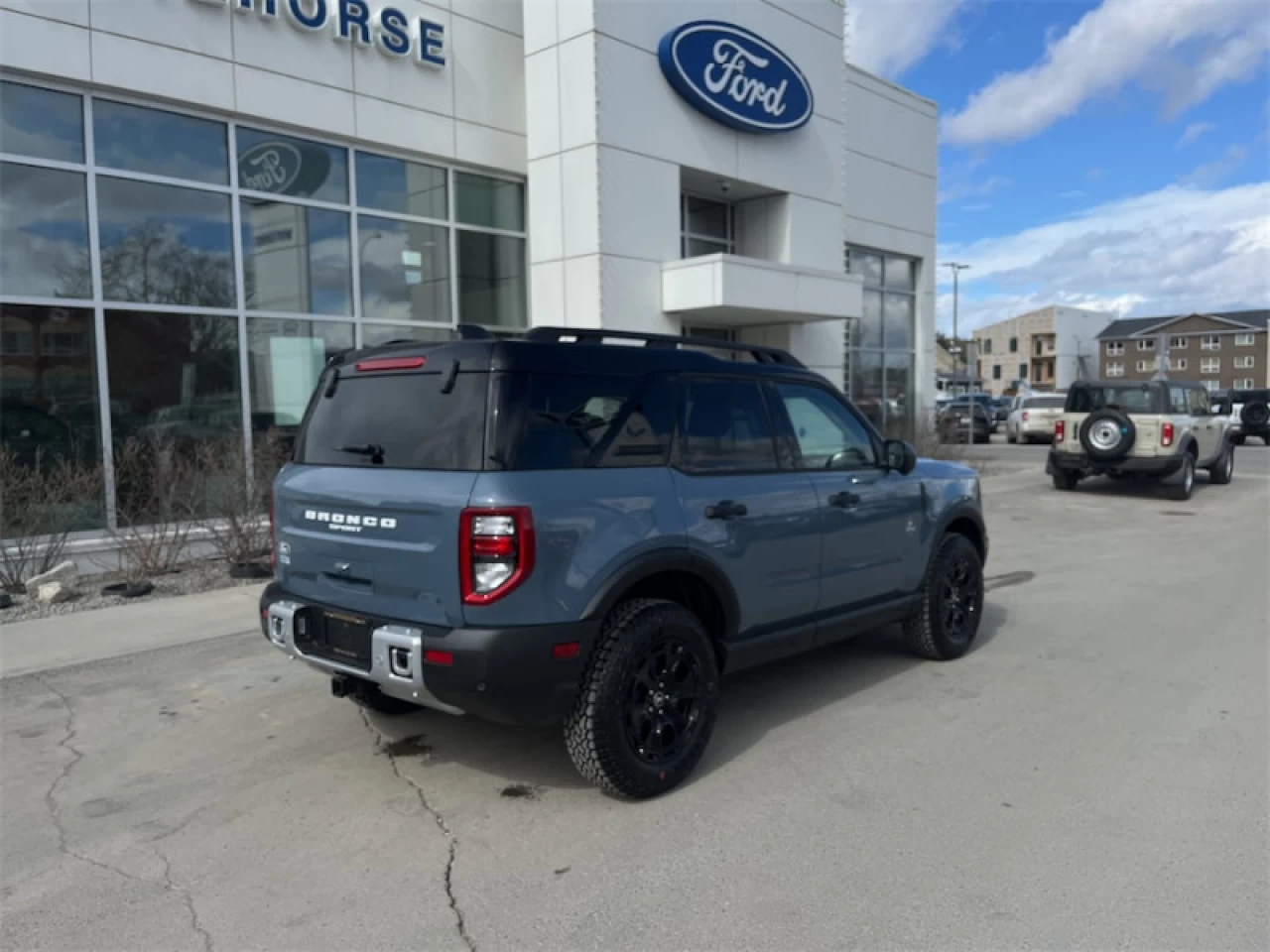 2026 Ford Bronco Sport Outer Banks Main Image