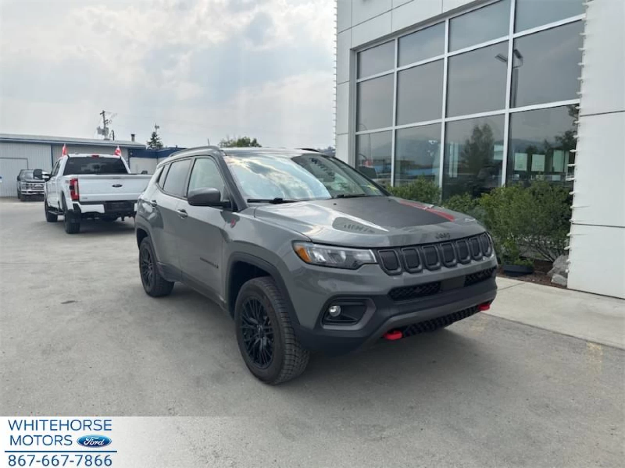 2022 Jeep Compass Trailhawk Image principale