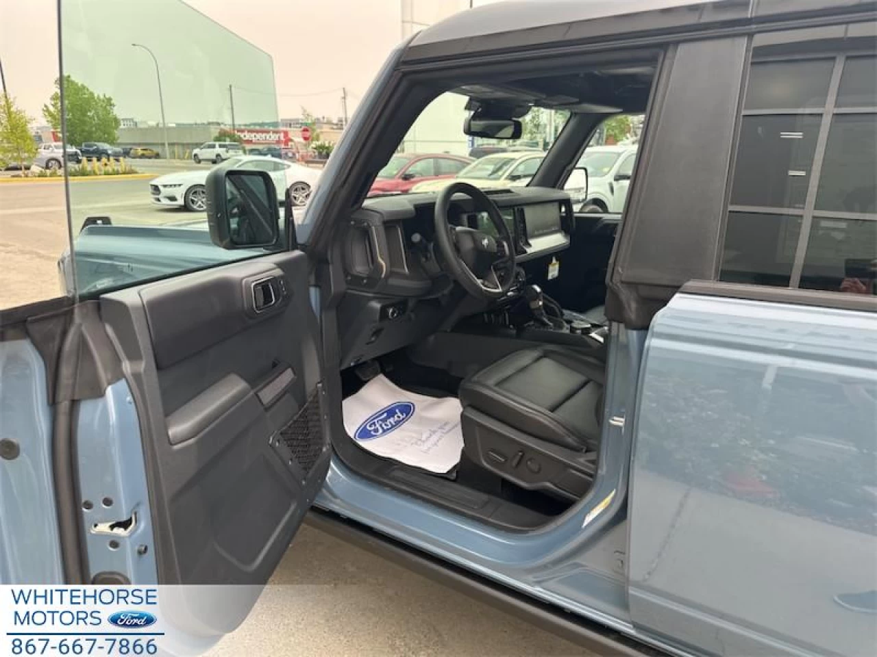 2025 Ford Bronco Badlands Main Image