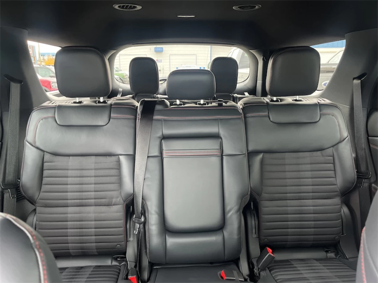 2027 Ford Explorer ST-Line Image principale