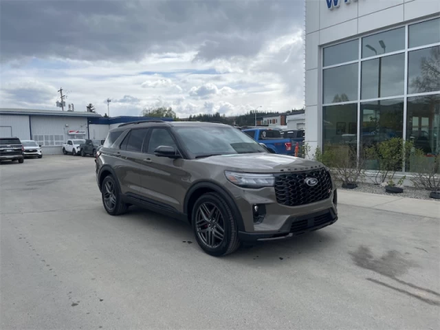 Ford Explorer ST 2026