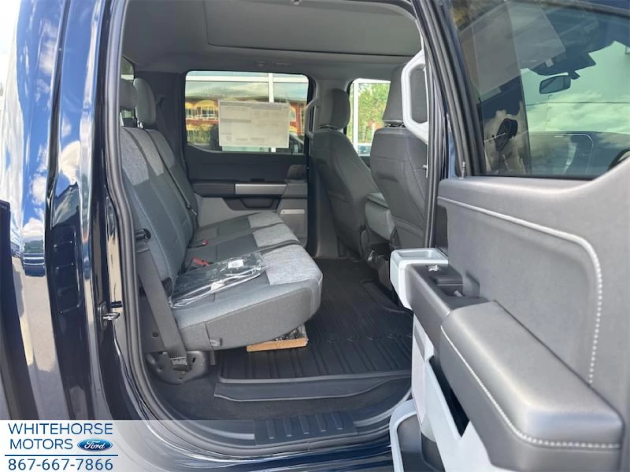 2025 Ford F-350 Super Duty XLT Main Image