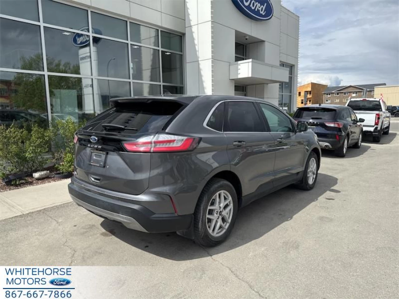 2023 Ford Edge SEL Main Image