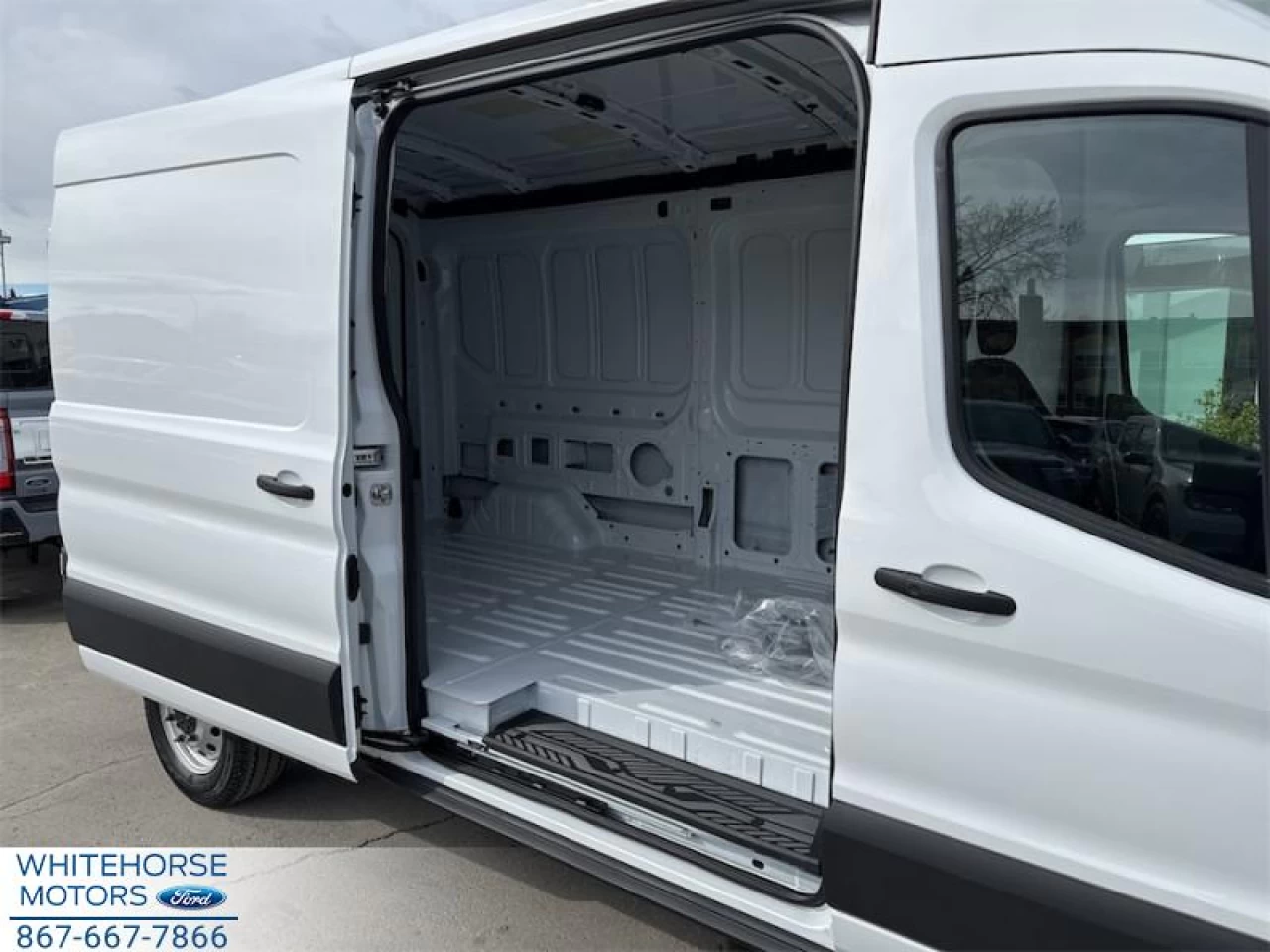 2025 Ford Transit Cargo Van T-250 148 MED RF 9070 GVWR Main Image
