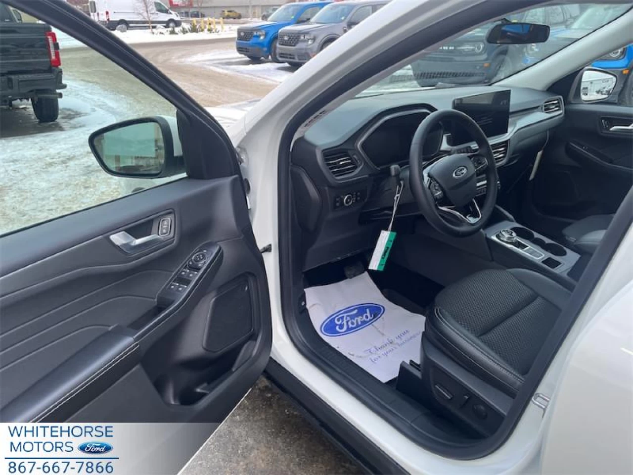 2025 Ford Escape PHEV Main Image