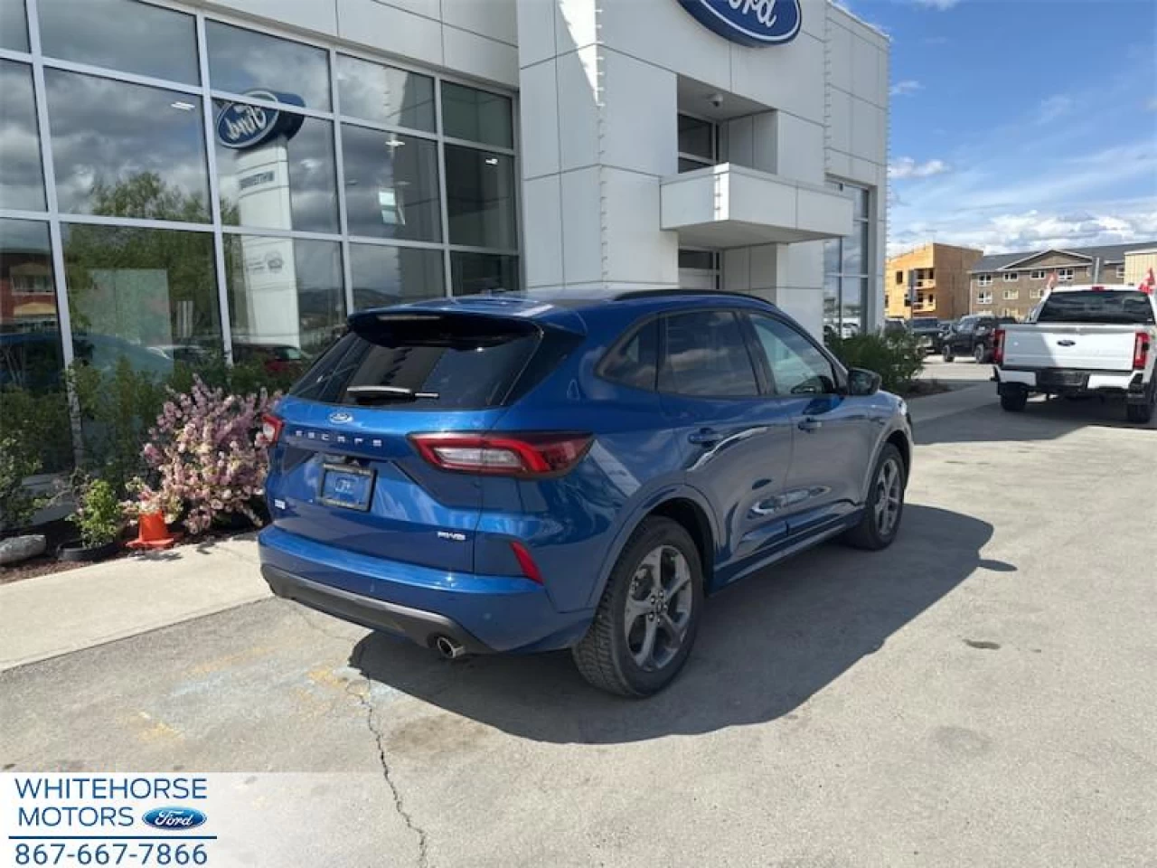 2023 Ford Escape ST-Line AWD Main Image