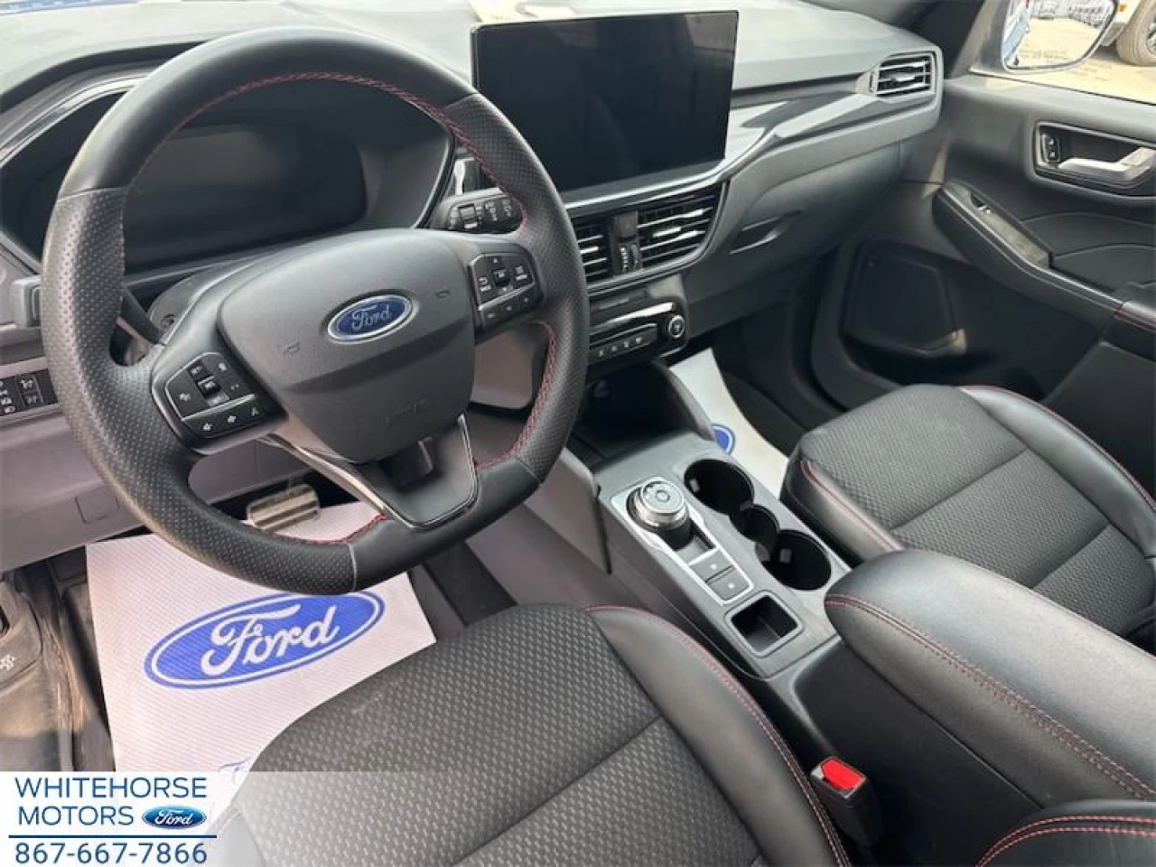 2023 Ford Escape ST-Line AWD Image principale