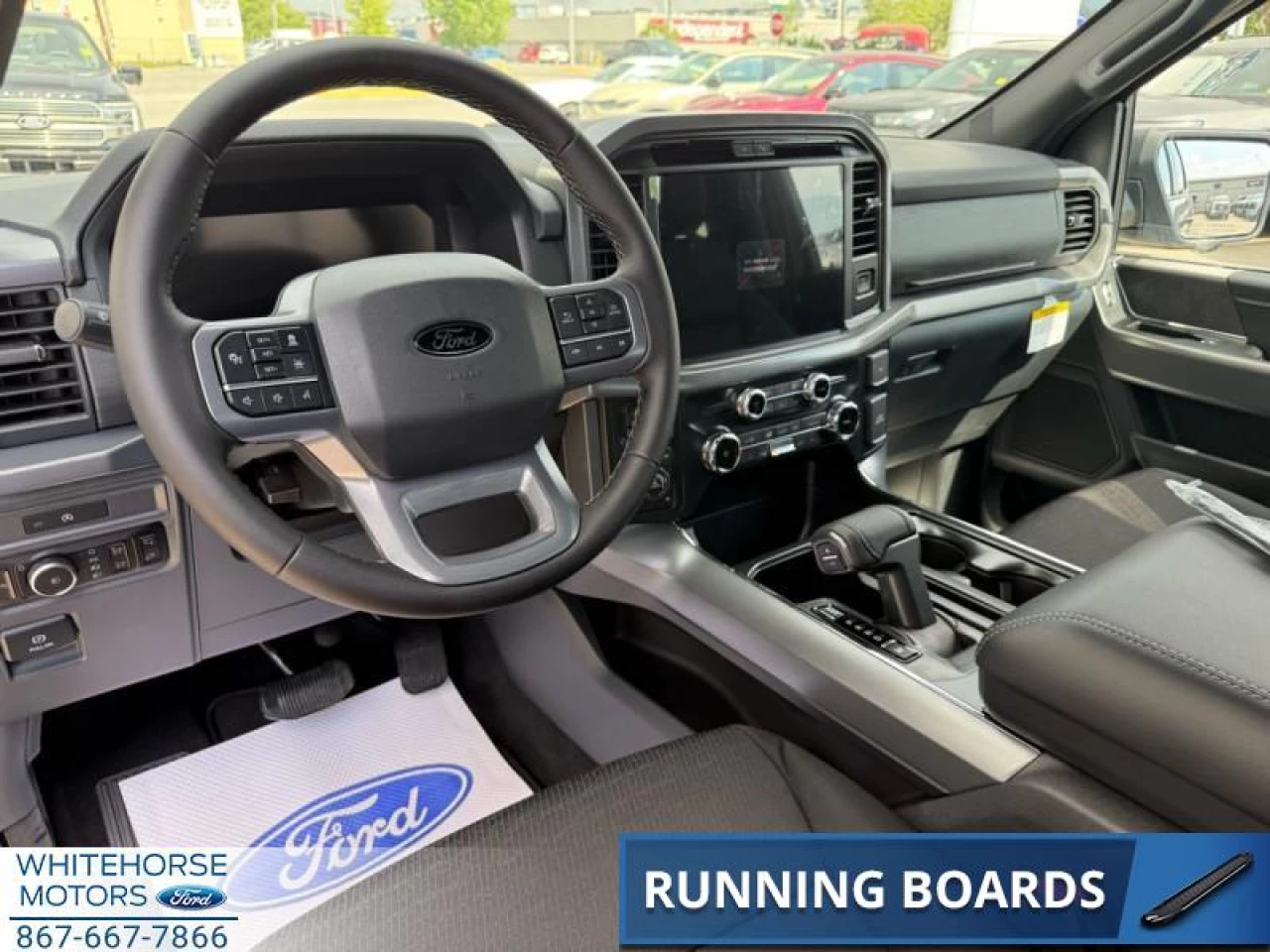 2025 Ford F-150 XLT Main Image