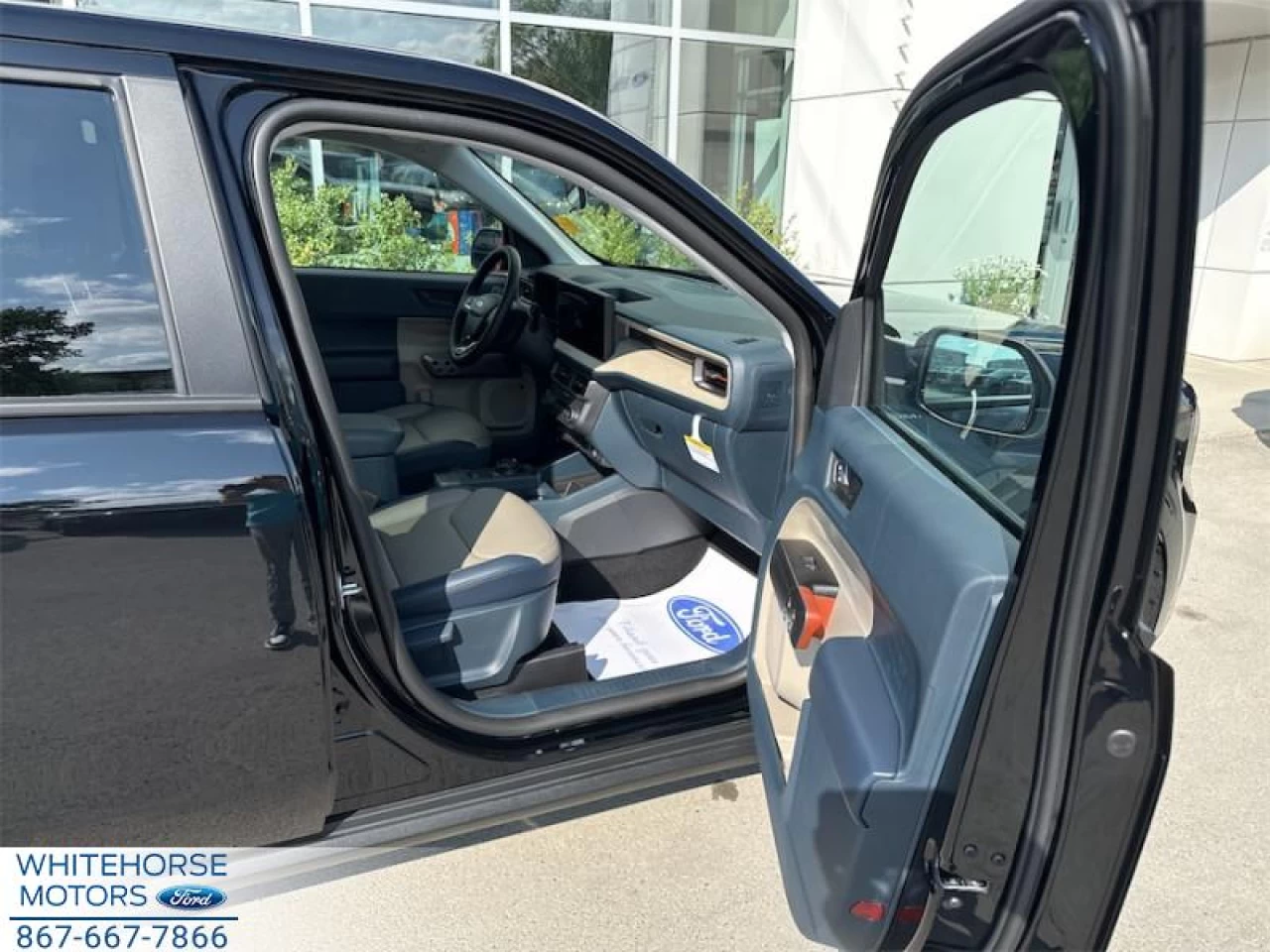 2025 Ford Maverick Lariat Main Image