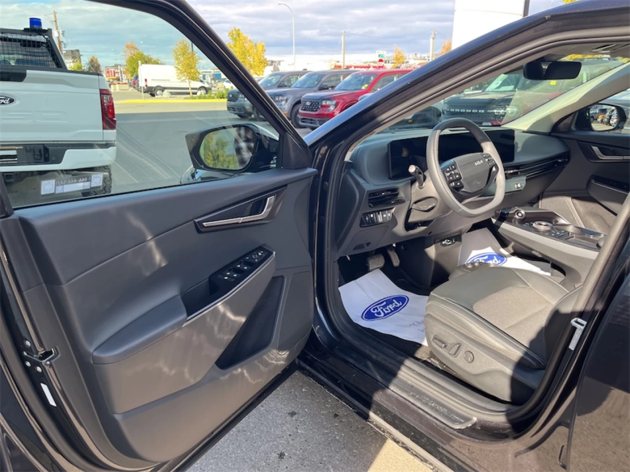 2025 Kia EV6  Main Image