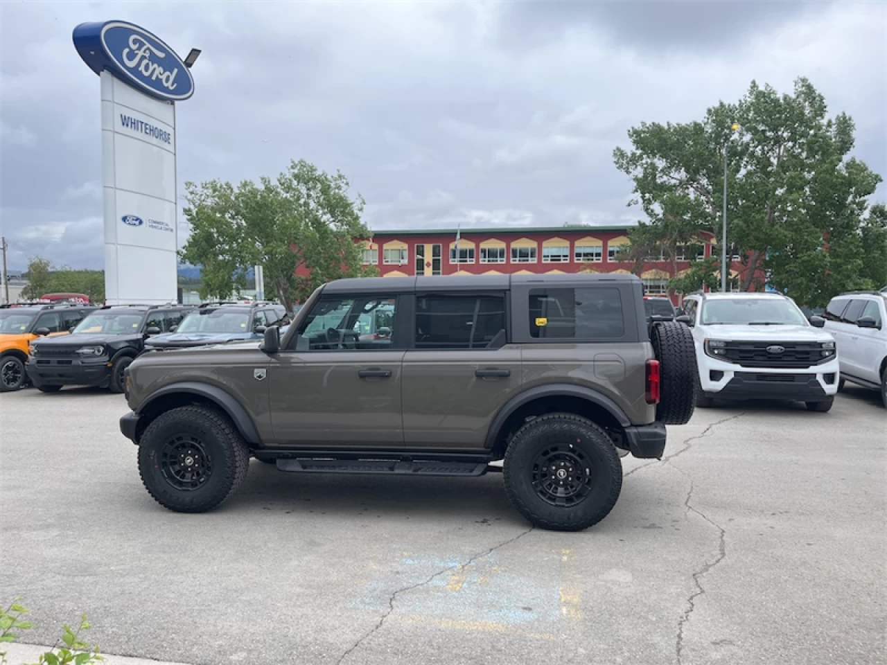 2026 Ford Bronco Big Bend Main Image