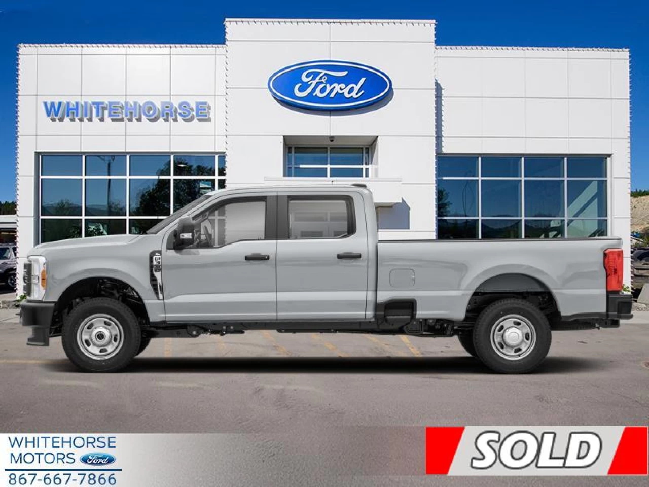 2025 Ford F-350 Super Duty Lariat Main Image