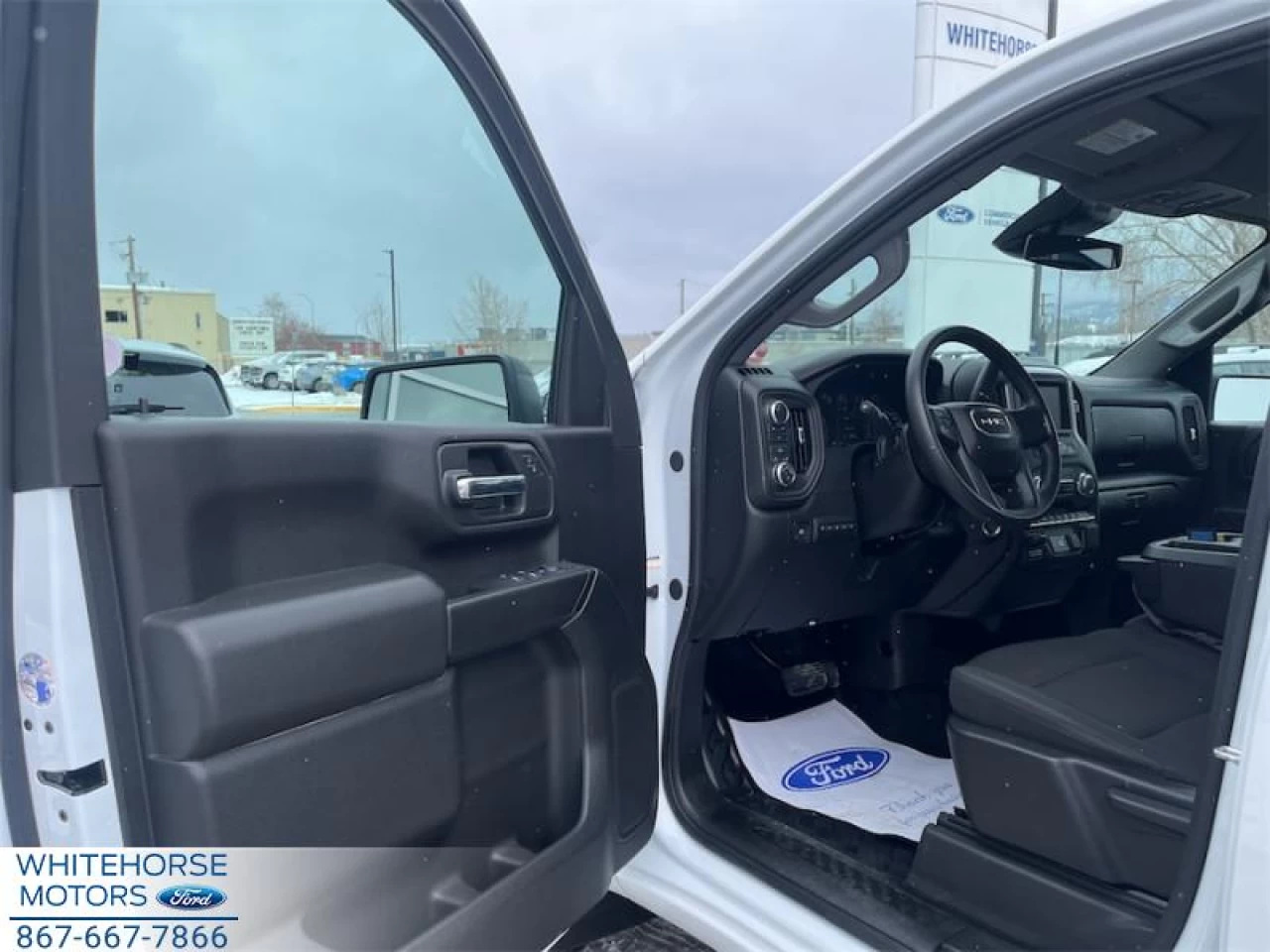 2024 GMC Sierra 3500HD Pro Main Image