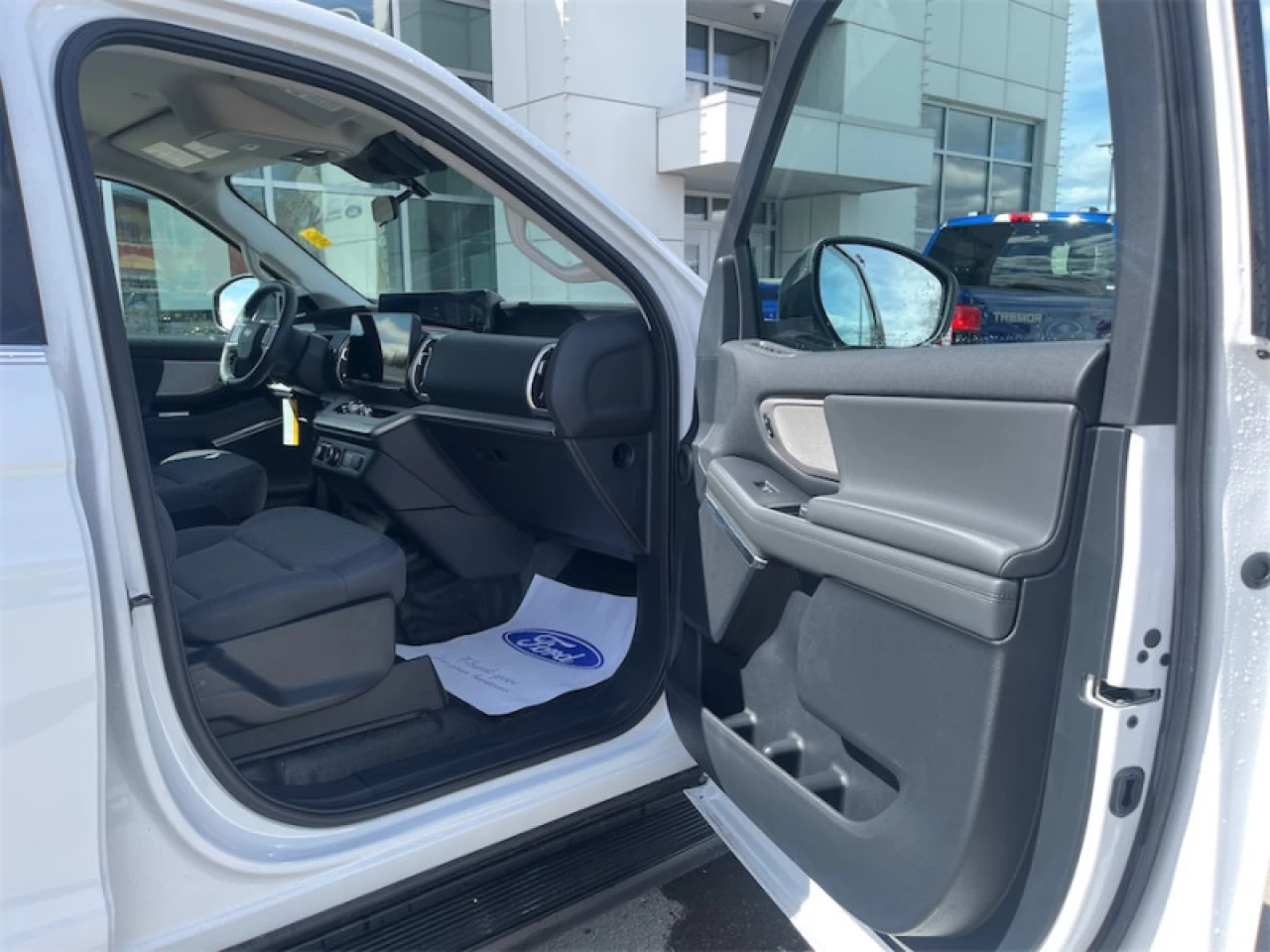 2026 Ford Expedition  Main Image