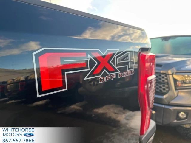 Ford F-350 Super Duty Lariat 2022