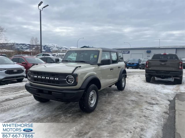 Ford Bronco Base 2026