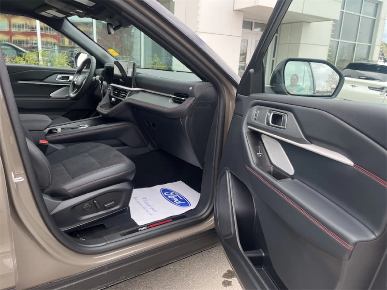 2026 Ford Explorer ST Image principale