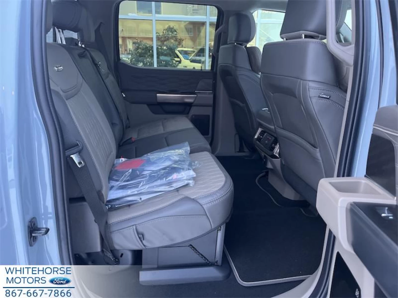 2025 Ford F-350 Platinum Image principale