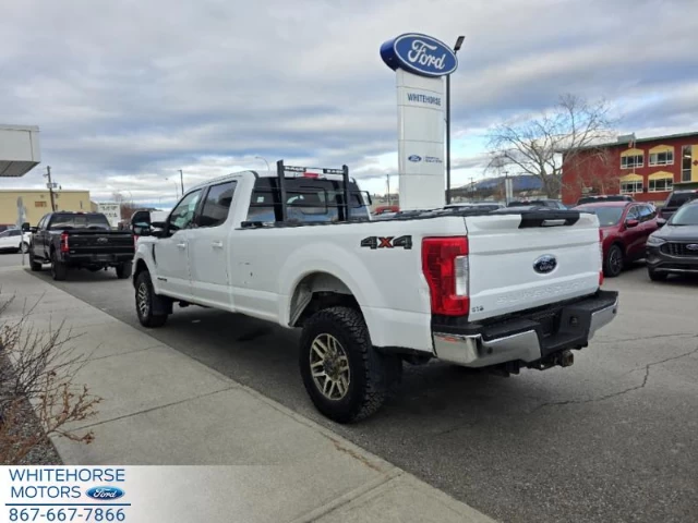 Ford F-350 4X4-CREW CAB SRW LARIAT-176 WB 2018