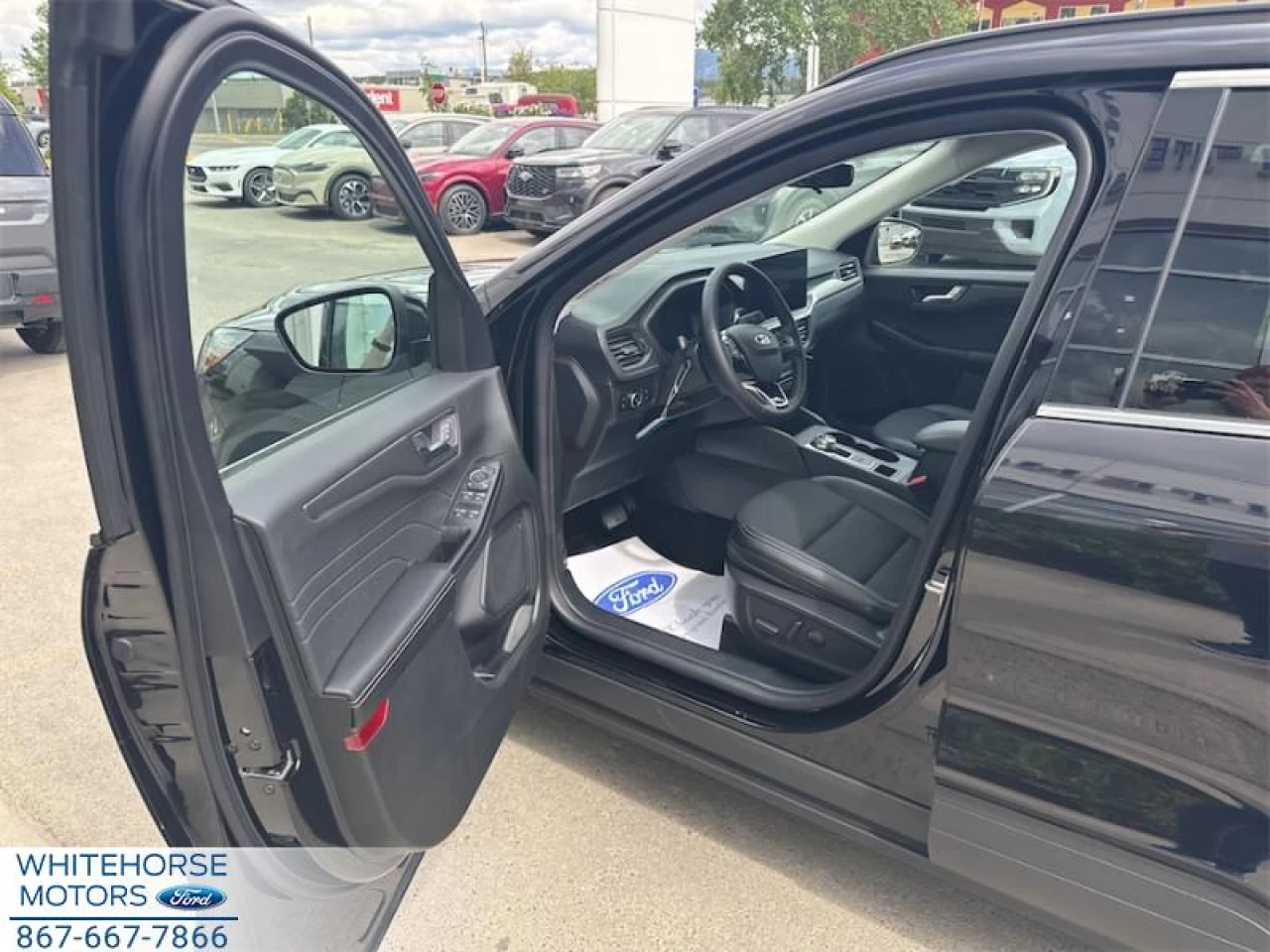 2025 Ford Escape PHEV Main Image