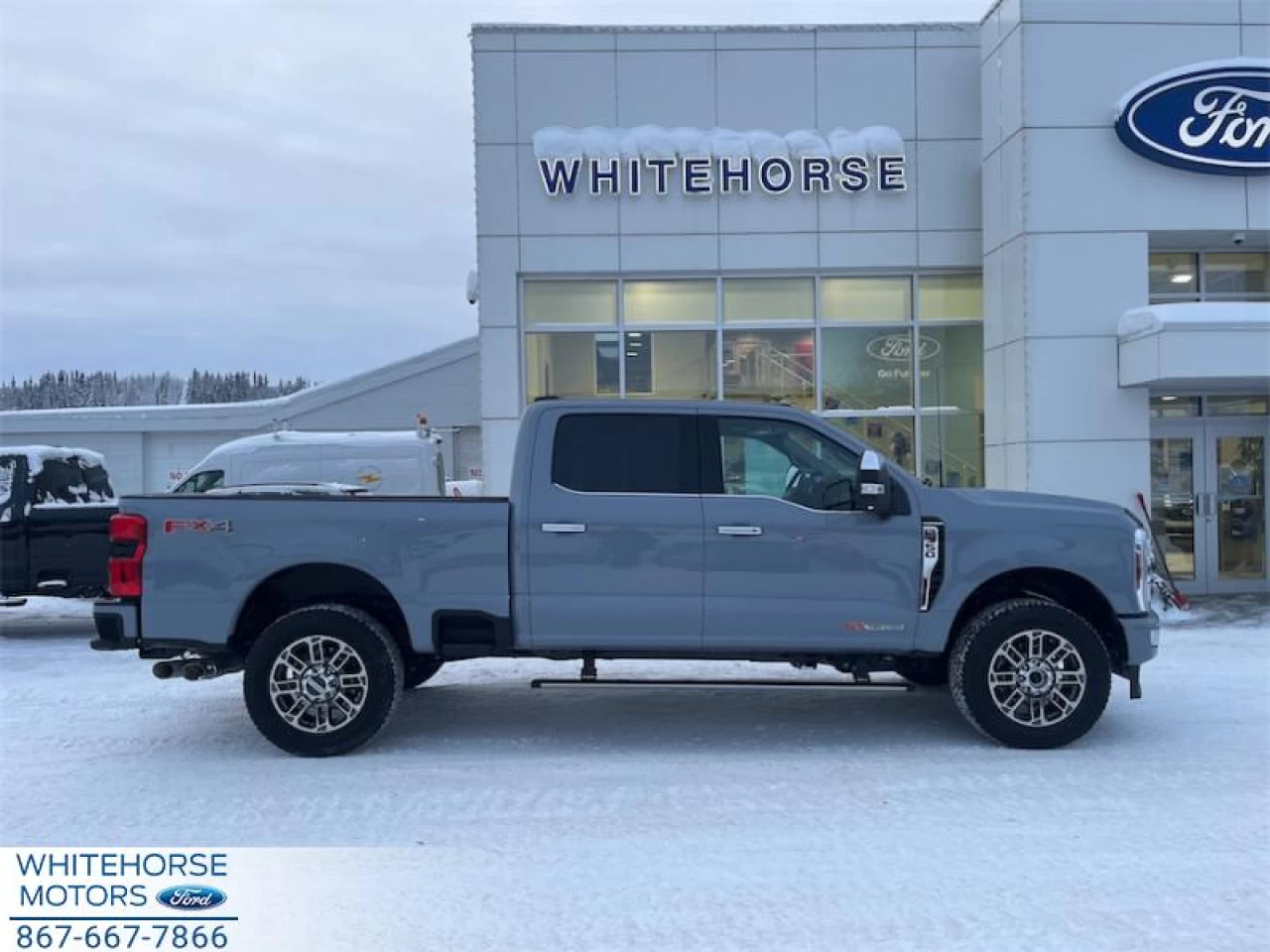 2025 Ford F-350 Platinum Main Image