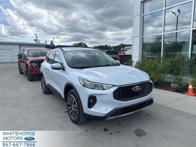 Ford Escape PHEV 2025