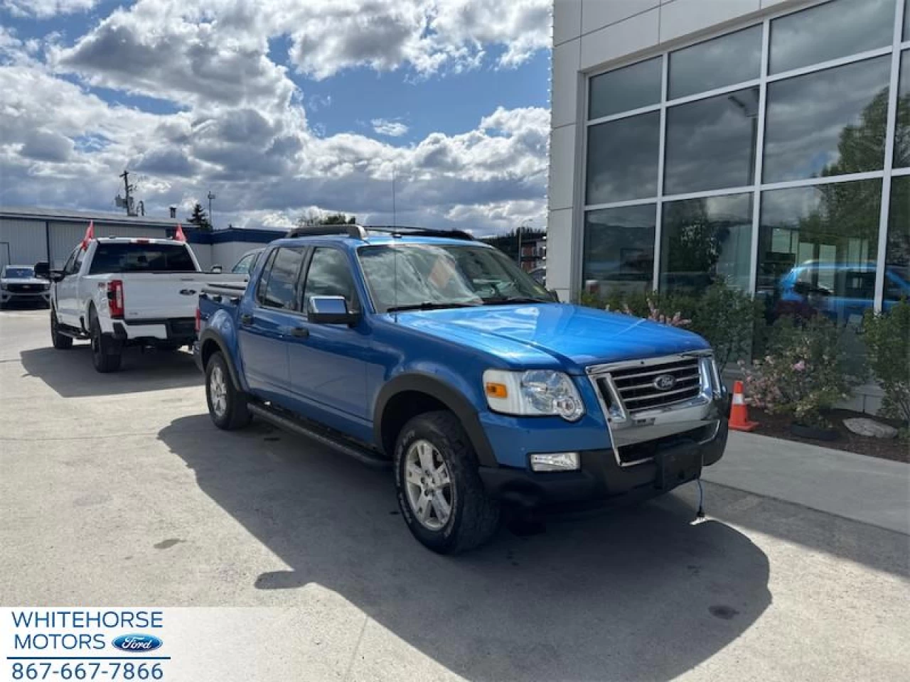 2010 Ford Explorer Sport Trac XLT Main Image