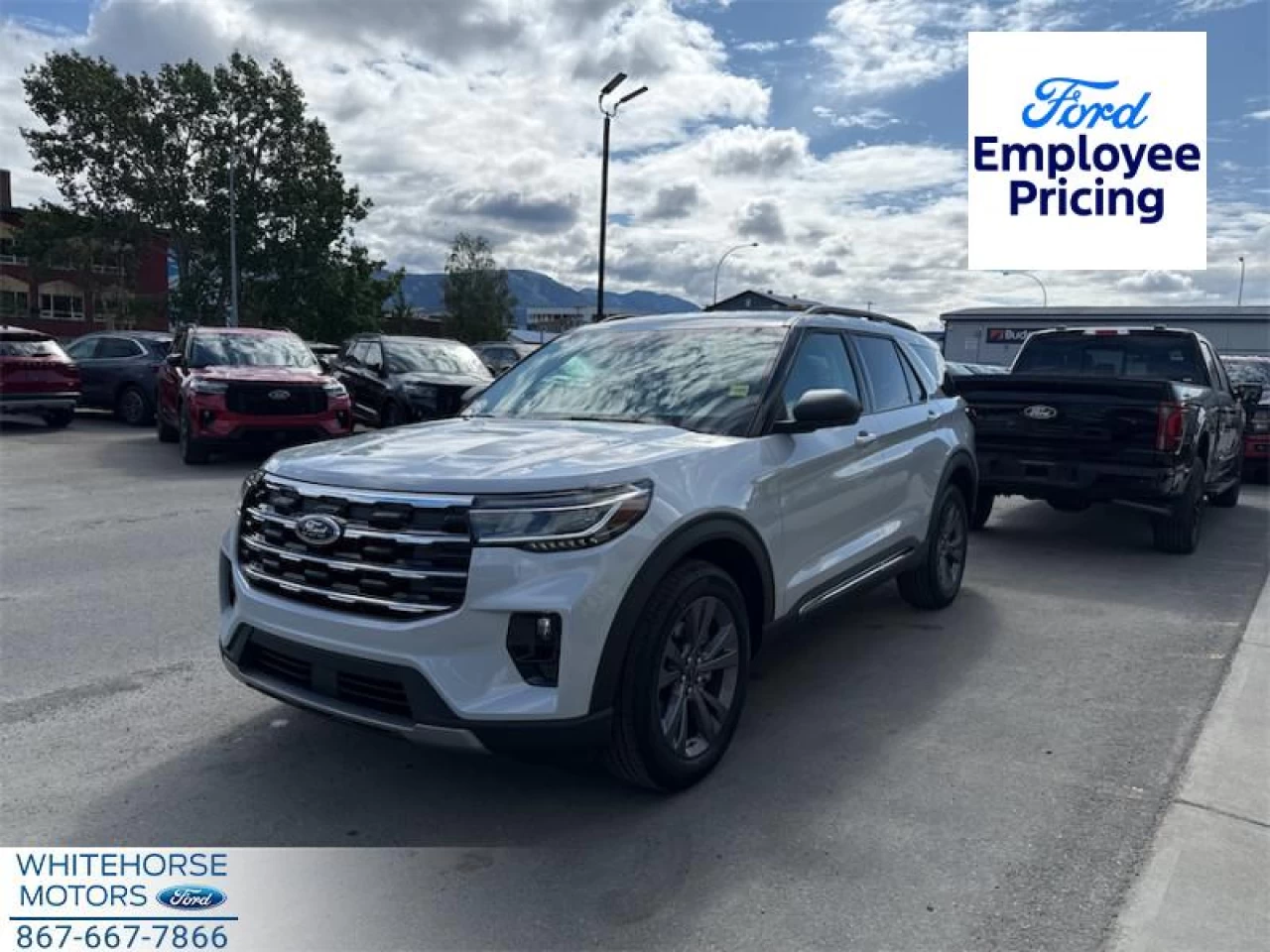 2025 Ford Explorer Active Main Image