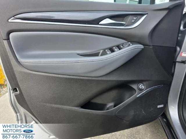 Buick Enclave Essence 2024