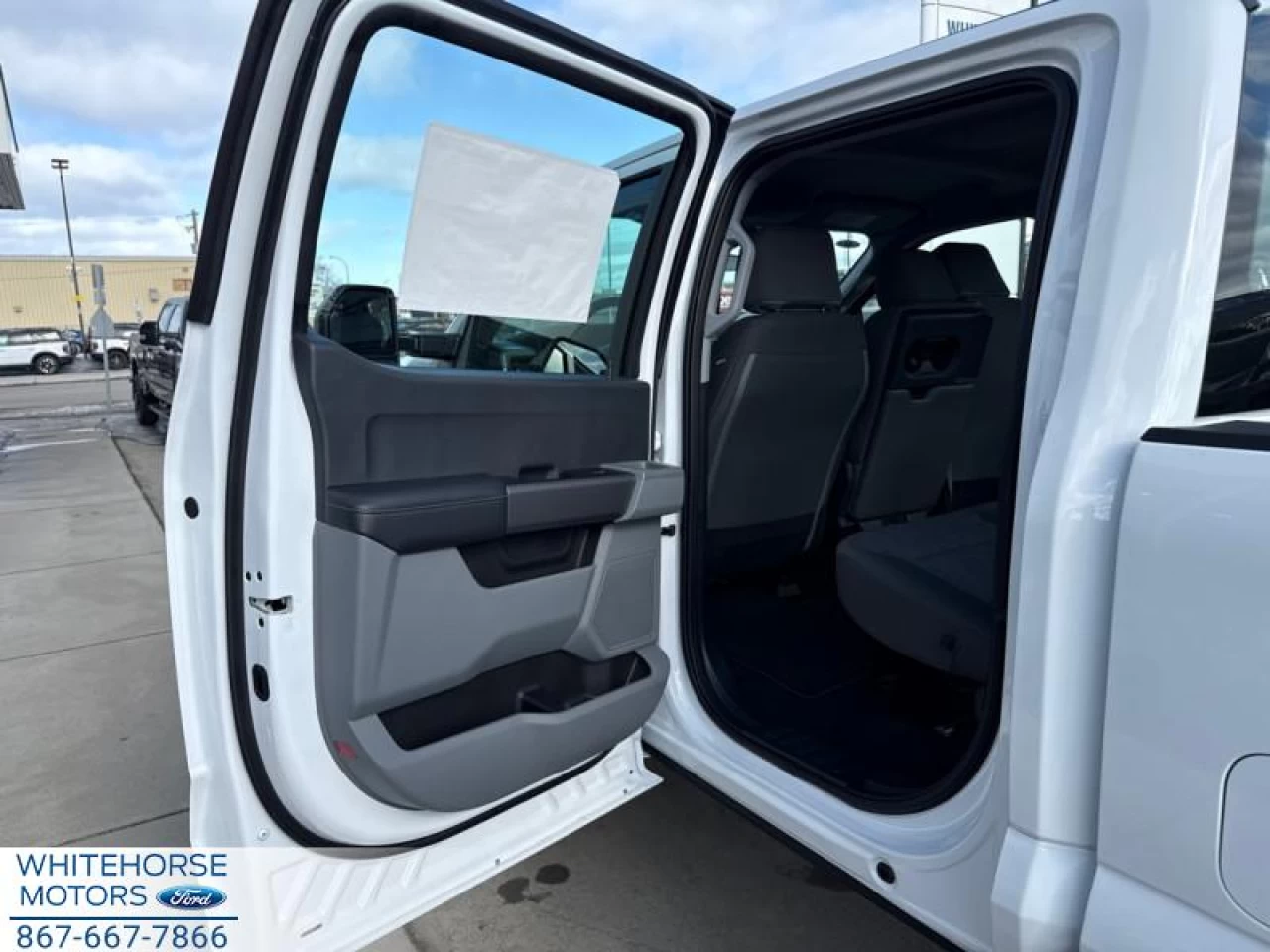 2025 Ford F-250 Super Duty XL Main Image