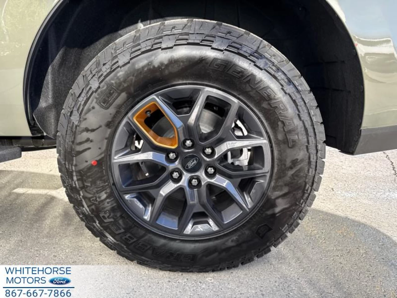 2025 Ford Expedition Tremor Main Image
