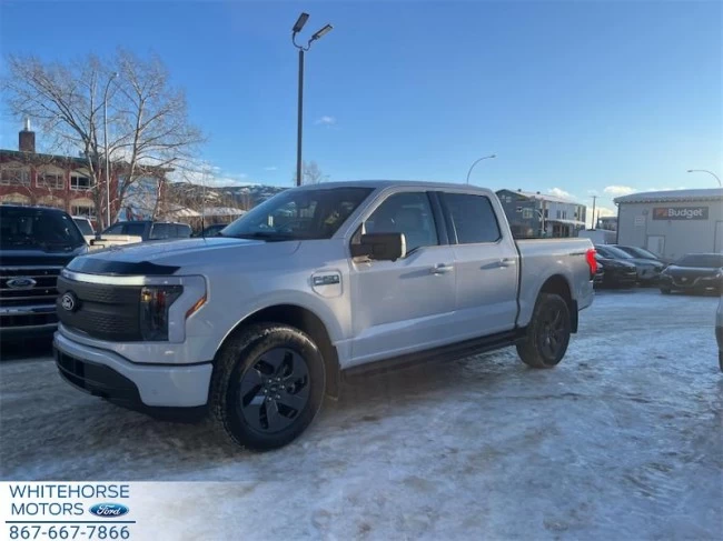 Ford F-150 Lightning - 2025