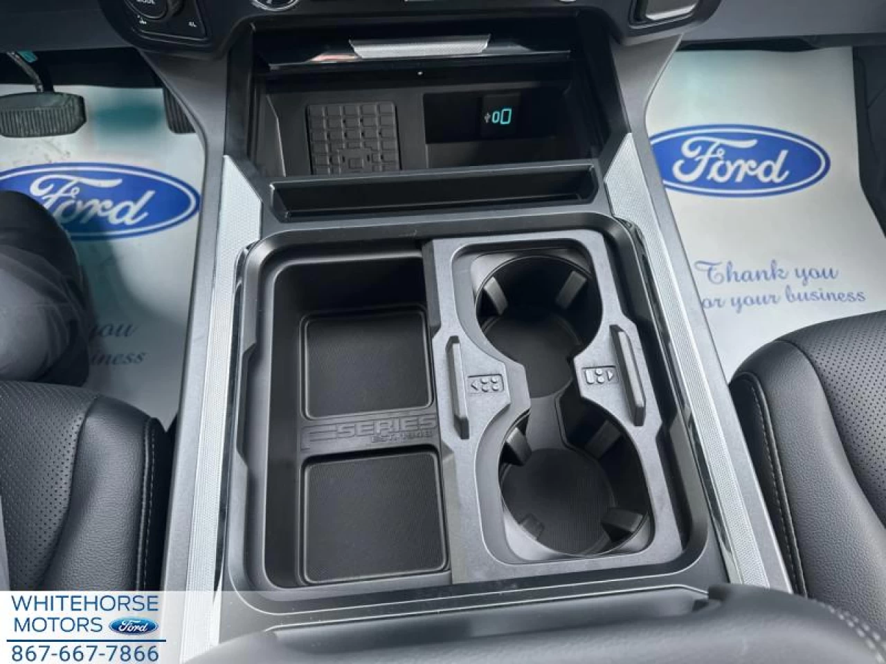 2024 Ford F-350 Super Duty Lariat Main Image