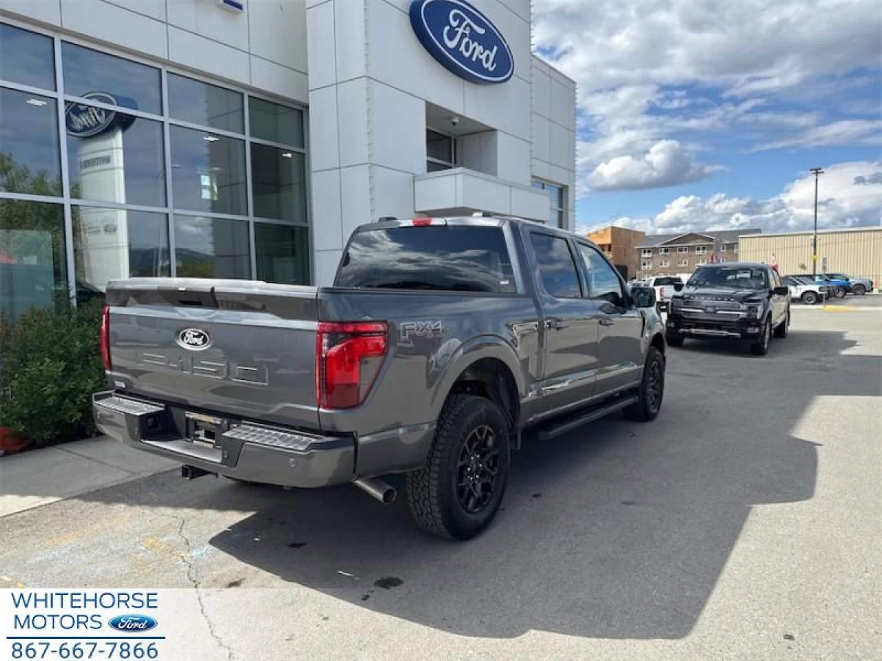 2025 Ford F-150 XLT Main Image
