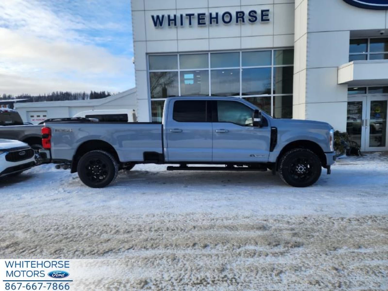 2025 Ford F-350 Super Duty LARIAT Image principale