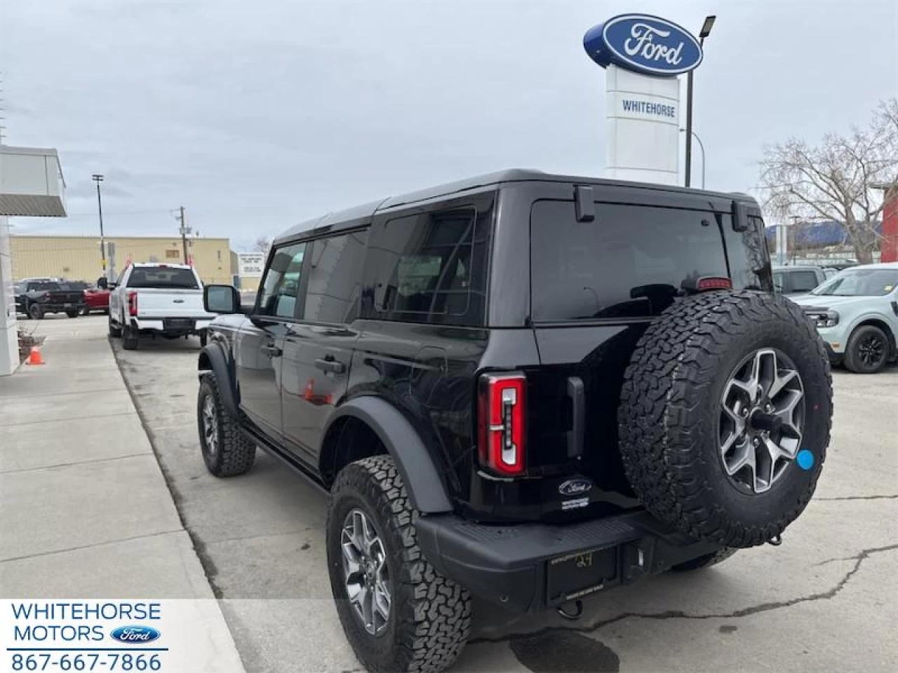 2025 Ford Bronco Badlands Main Image