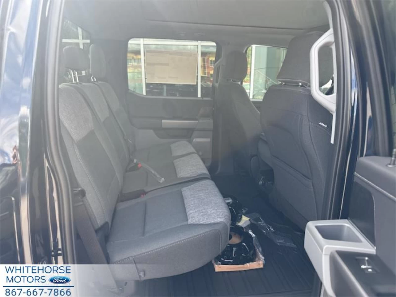 2025 Ford F-350 Super Duty XLT Main Image