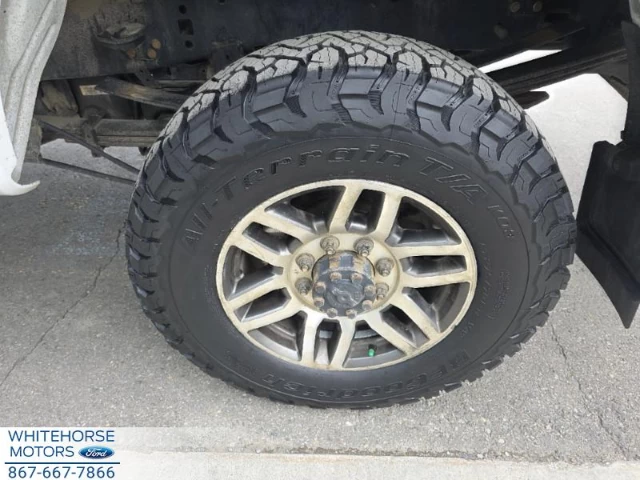 Ford F-350 4X4-CREW CAB SRW LARIAT-176 WB 2018