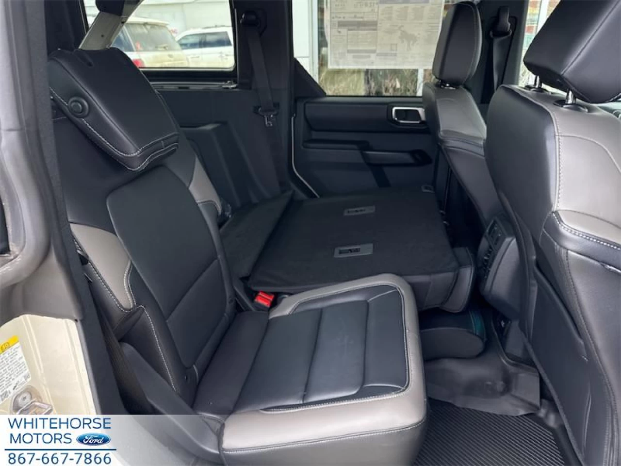 2025 Ford Bronco Outer Banks Main Image