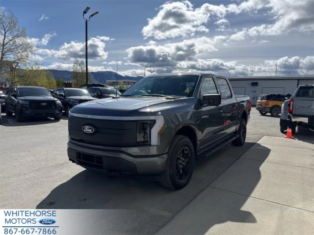 Ford F-150 Lightning XLT 2025
