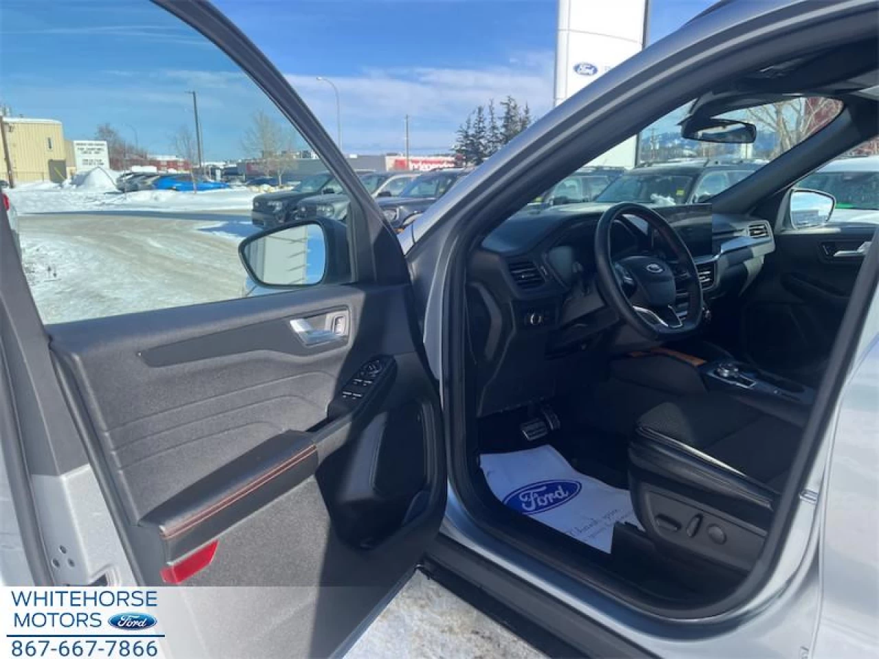 2023 Ford Escape ST-Line AWD Main Image