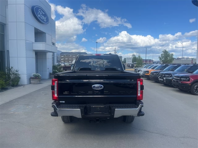 Ford F-350 Lariat 2026