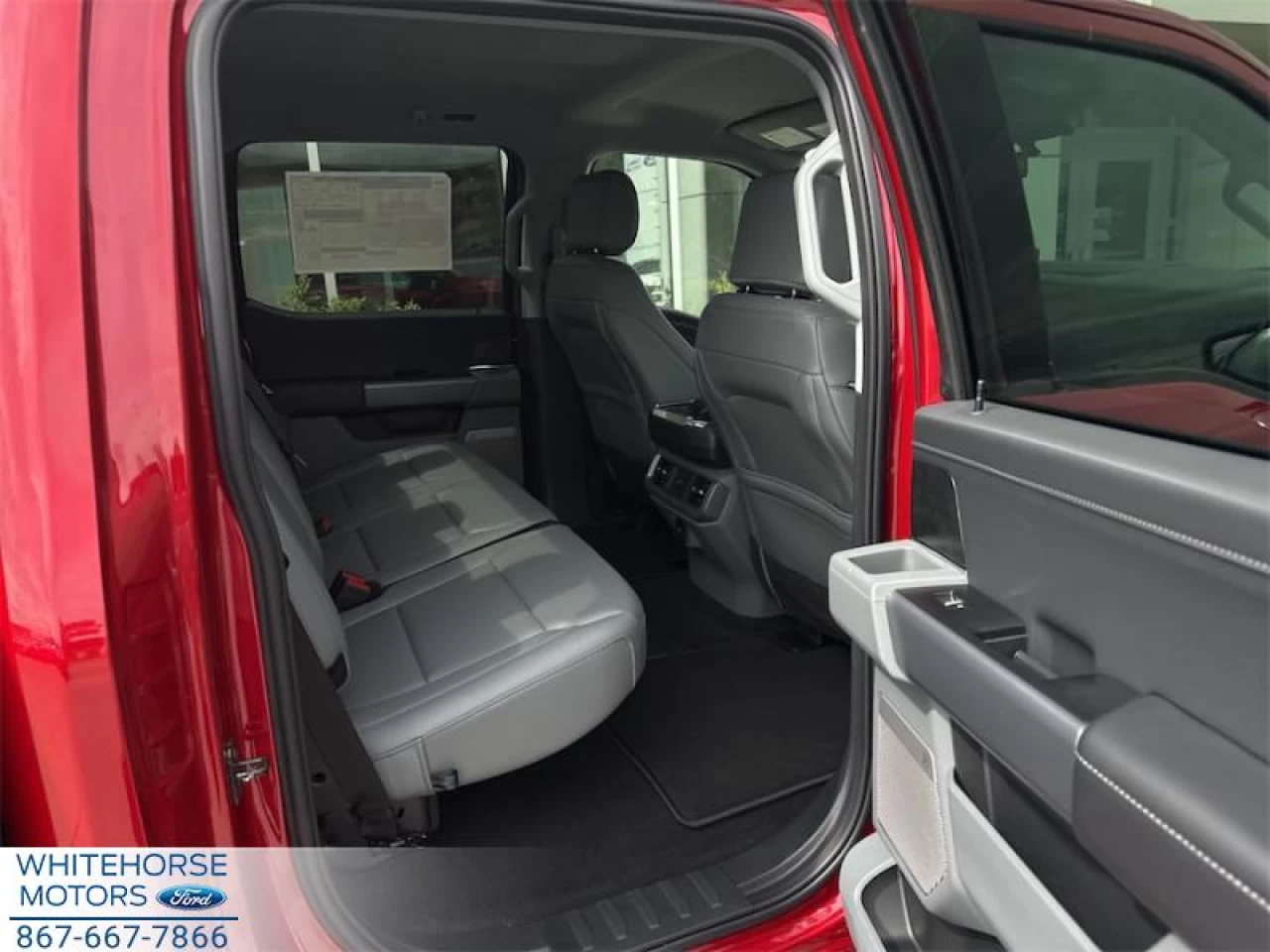 2025 Ford F-150 Lightning Flash Image principale